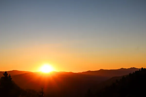 Newfound Gap Dawn Panorama thumbnail