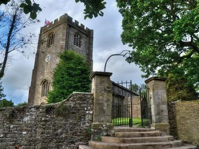 This 700-Year-Old English Church Nearly Closed—but Then the Vicar Discovered a Stash of Gold Coins Under the Altar image