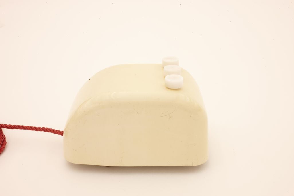 Engelbart designed the mouse to replace the light pen as a pointing device.