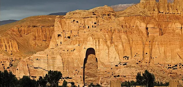 Cliff face cavity