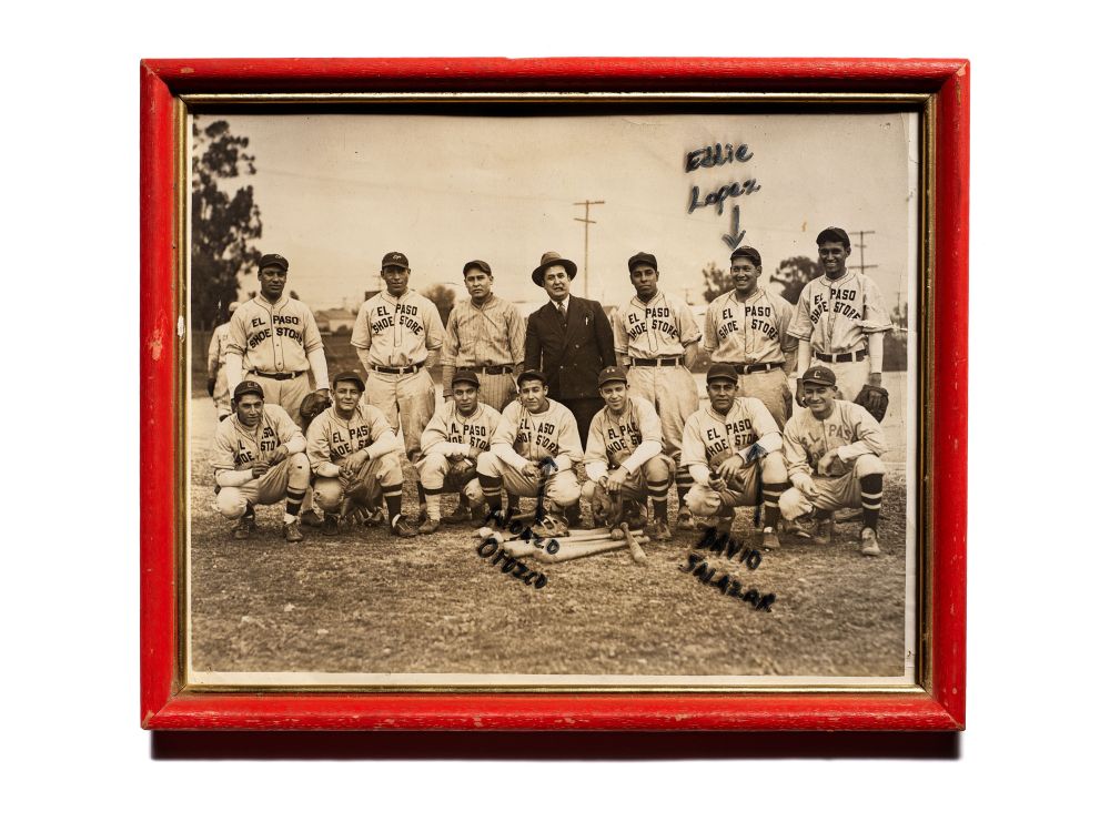 Frame photo of El Paso Shoe Store team.