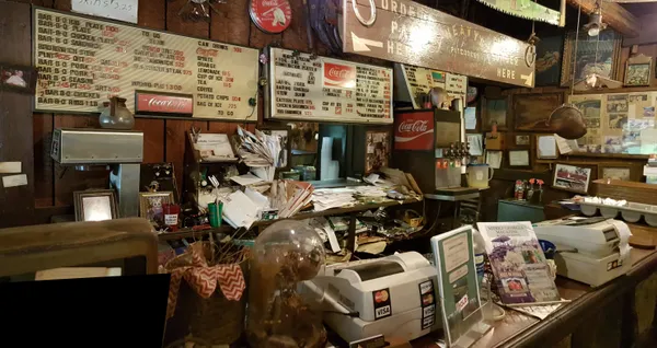 Bar where Sweet Home Alabama was filmed in Crawfordville Georgia thumbnail