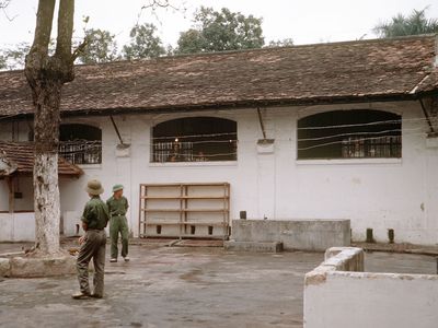 How the “Hanoi Hilton” prison looked just before William Reeder’s release in 1973. Reeder is being held behind the middle window.