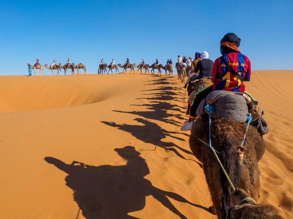 Tourists in desert thumbnail