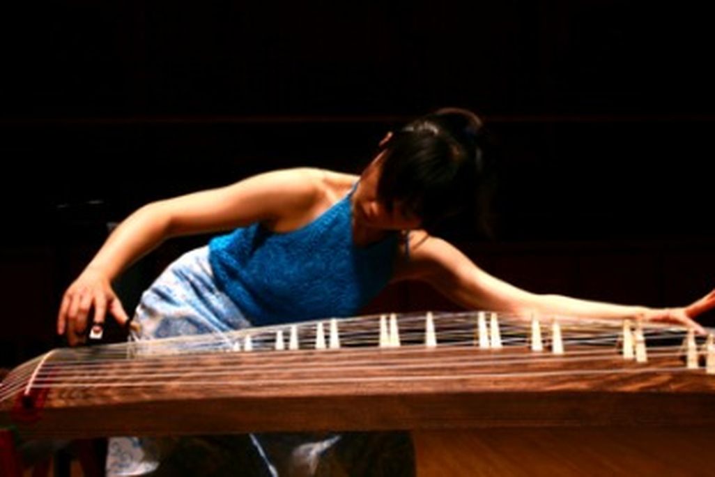 Come hear Yumi Kurosawa play the koto, a traditional Japanese stringed instrument.