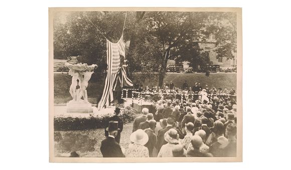 Photograph of the dedication of Friendship Fountain at McGill University, 1931 May 29 / unidentified photographer. Gertrude Vanderbilt Whitney papers, 1851-1975, bulk 1888-1942. Archives of American Art, Smithsonian Institution.