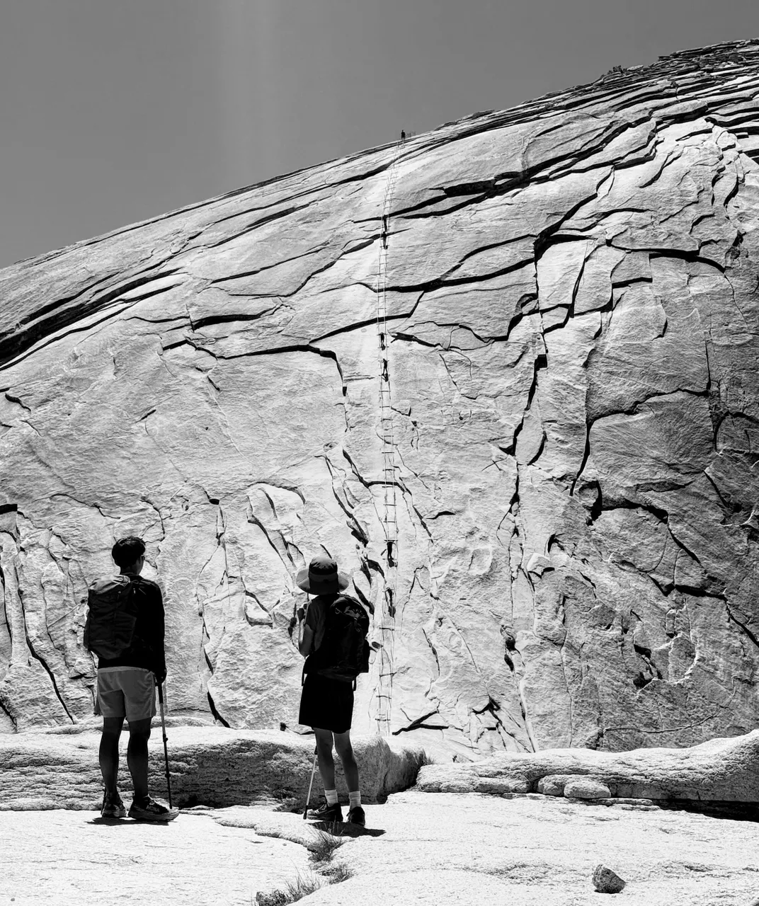 hanging cables to ascend Half Dome