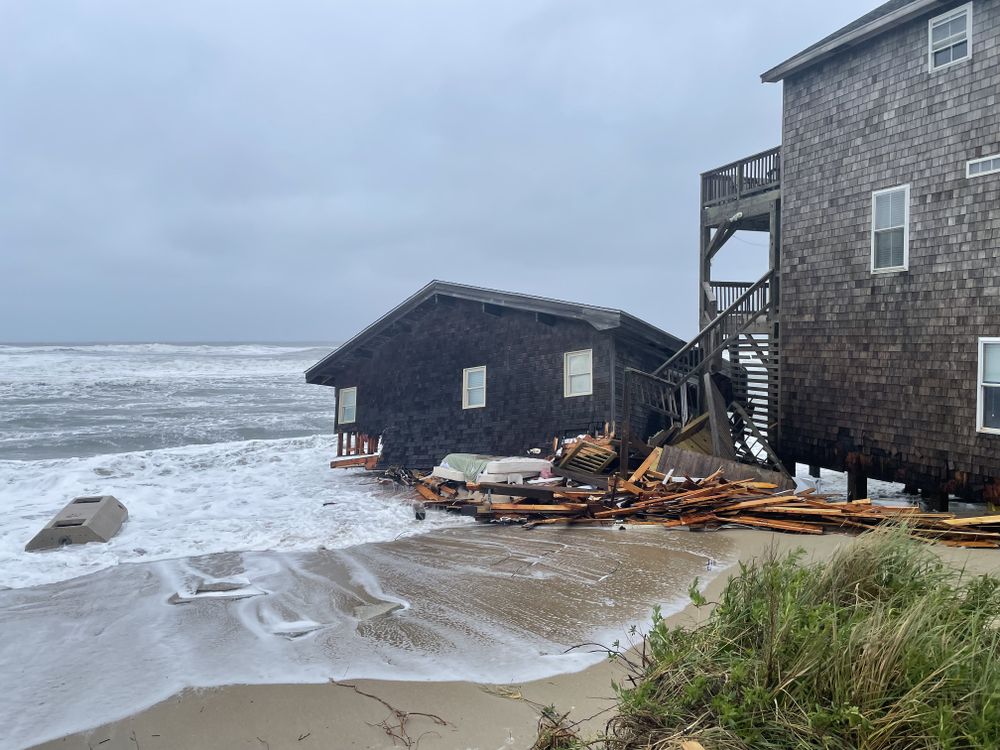 Home collapse at Cape Hatteras National Seashore