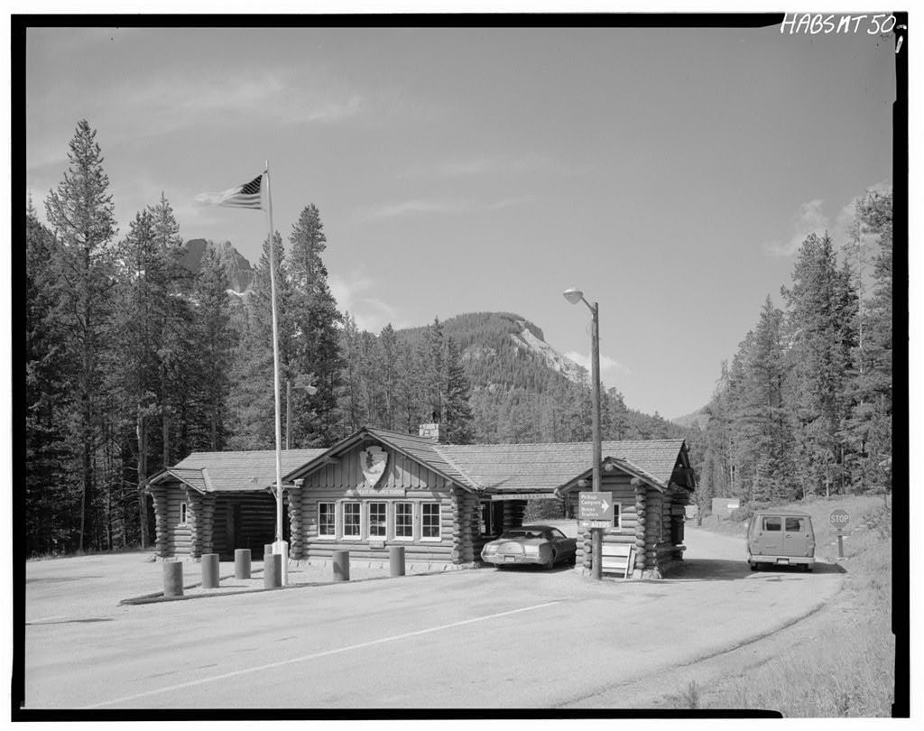 Northeast Entrance Station at Yellowstone National Park
