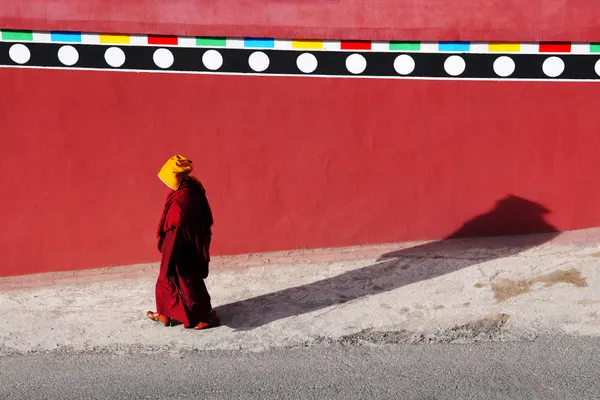 Rushing for morning prayer thumbnail