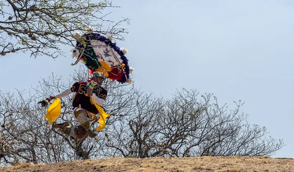 feather-dancer-hilltop.jpg