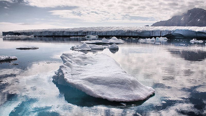 Chasing electric blue icebergs in Greenland - CRYOPOLITICS