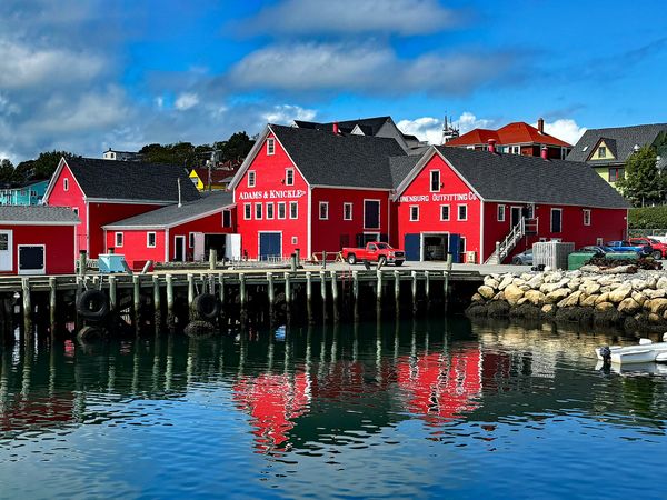 Red Buildings of Lunenberg thumbnail