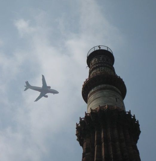 Aircraft and Qutub Minar thumbnail