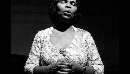 How Marian Anderson Took the World by Storm - V'Doggle