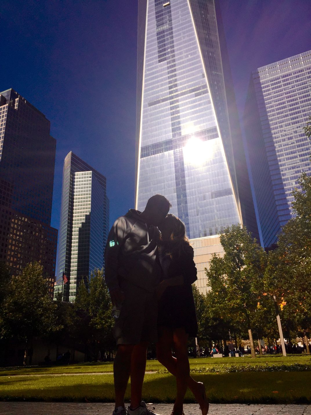 Couple Kissing In Front Of Freedom Tower Smithsonian Photo Contest Smithsonian Magazine