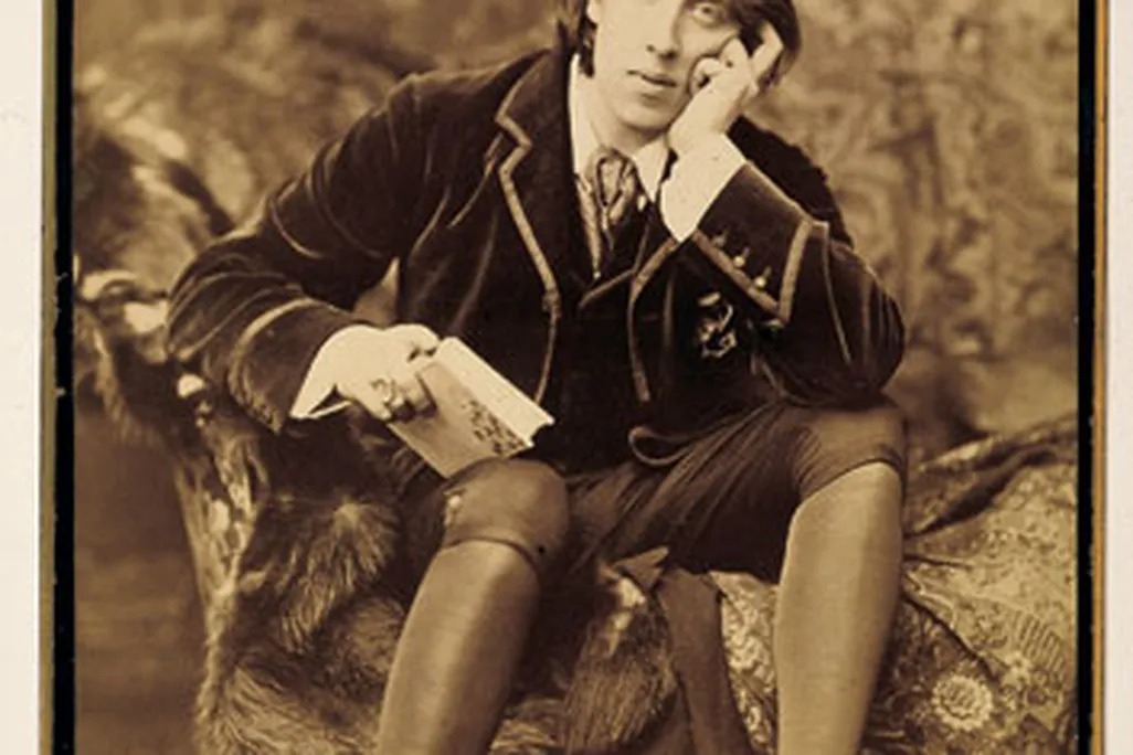 indelible_mainmay04.jpg