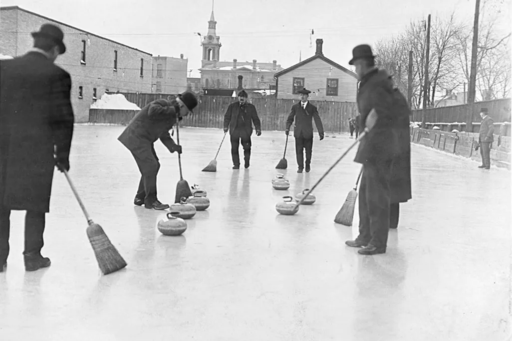 Men curling