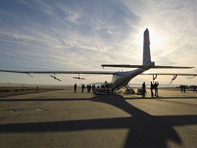 AeroVironment’s Global Observer (in California last year), designed to fly for a week on hydrogen, will triple the endurance of experimental, gas-powered UVAS from the late 1980s.