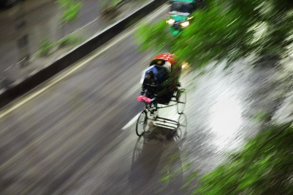 Rain and Rickshaw thumbnail