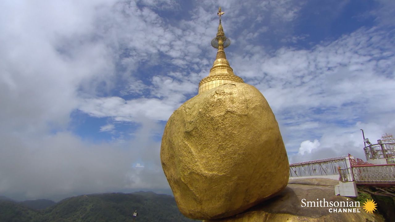 Preview thumbnail for The Burmese Monument That Appears to Defy Gravity