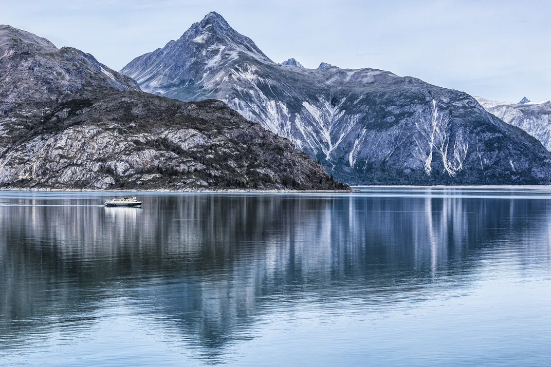 tour boat on Glacier Bay