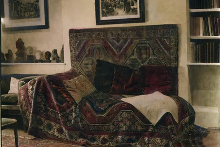 The couch on which Freud’s patients lay became identified
 with psychoanalysis itself. He shipped it to London when he left Vienna.
