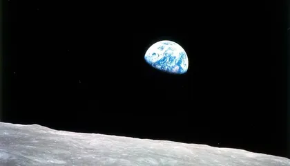 William Anders, NASA Astronaut Who Captured Iconic 'Earthrise' Photograph, Dies at 90