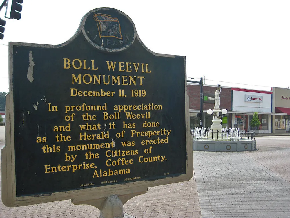 1024px-Boll_Weevil_Monument_Alabama_Historical_Marker.JPG
