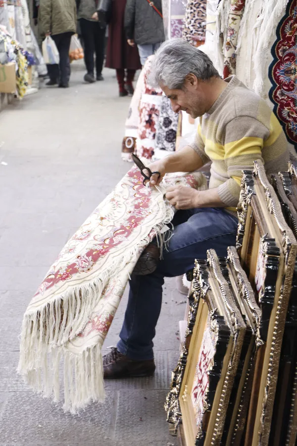 carpet weavers thumbnail