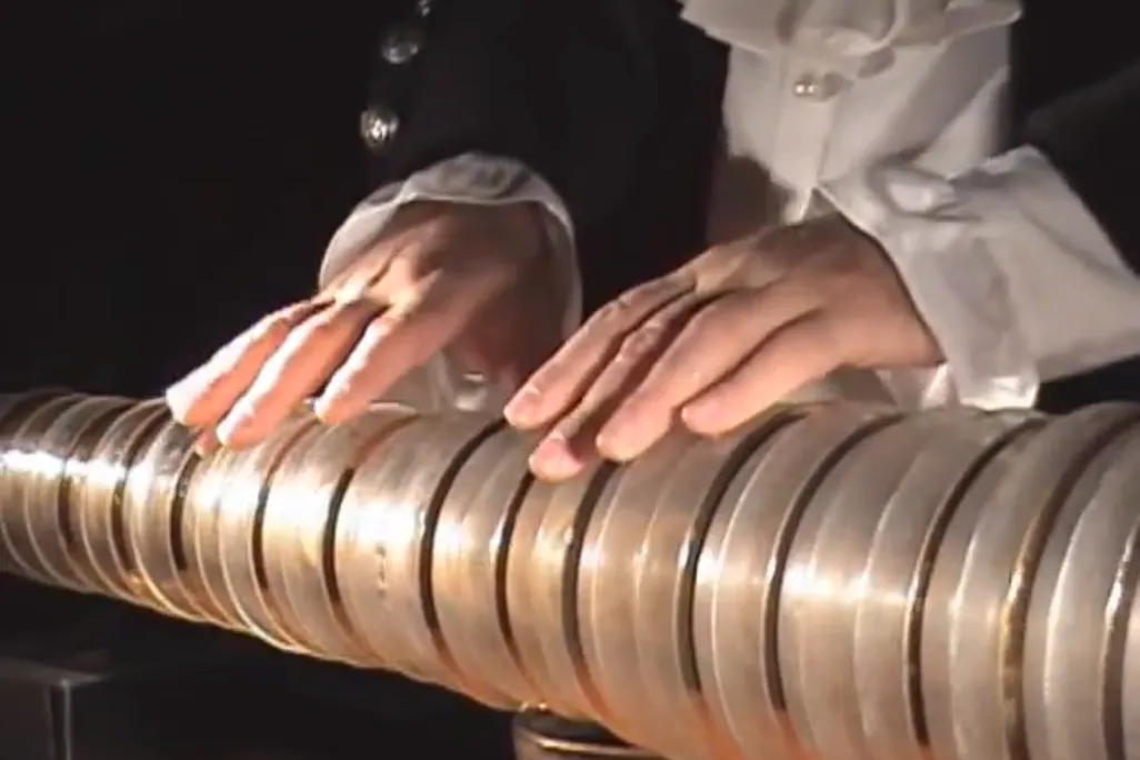 Benjamin Franklin Glass Harp