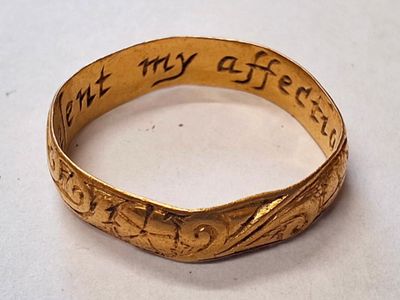 The ring dates to between 1650 and 1750.