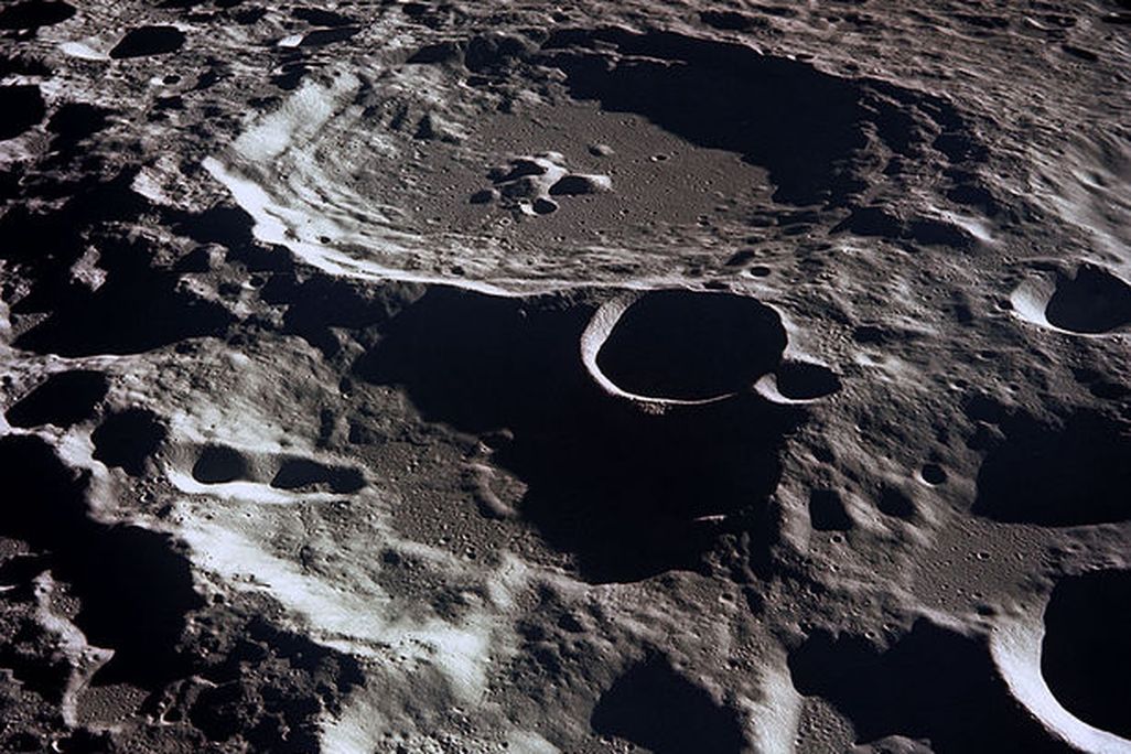 Moon-craters.jpg