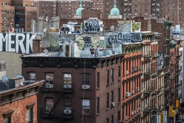 Living in New York thumbnail