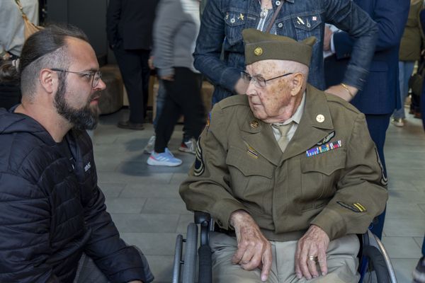 Veteran of the Allied landings in Normandy during World War II thumbnail