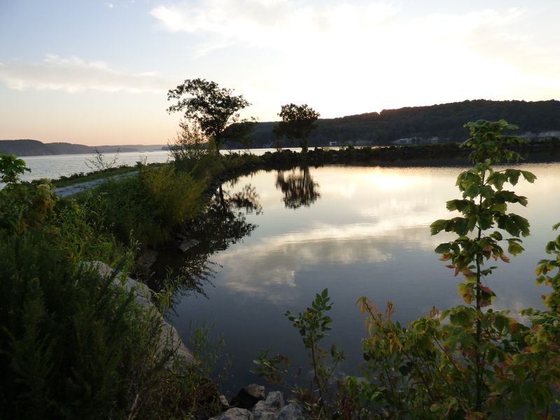 Sunrise over Lake Hudson Smithsonian Photo Contest Smithsonian Magazine