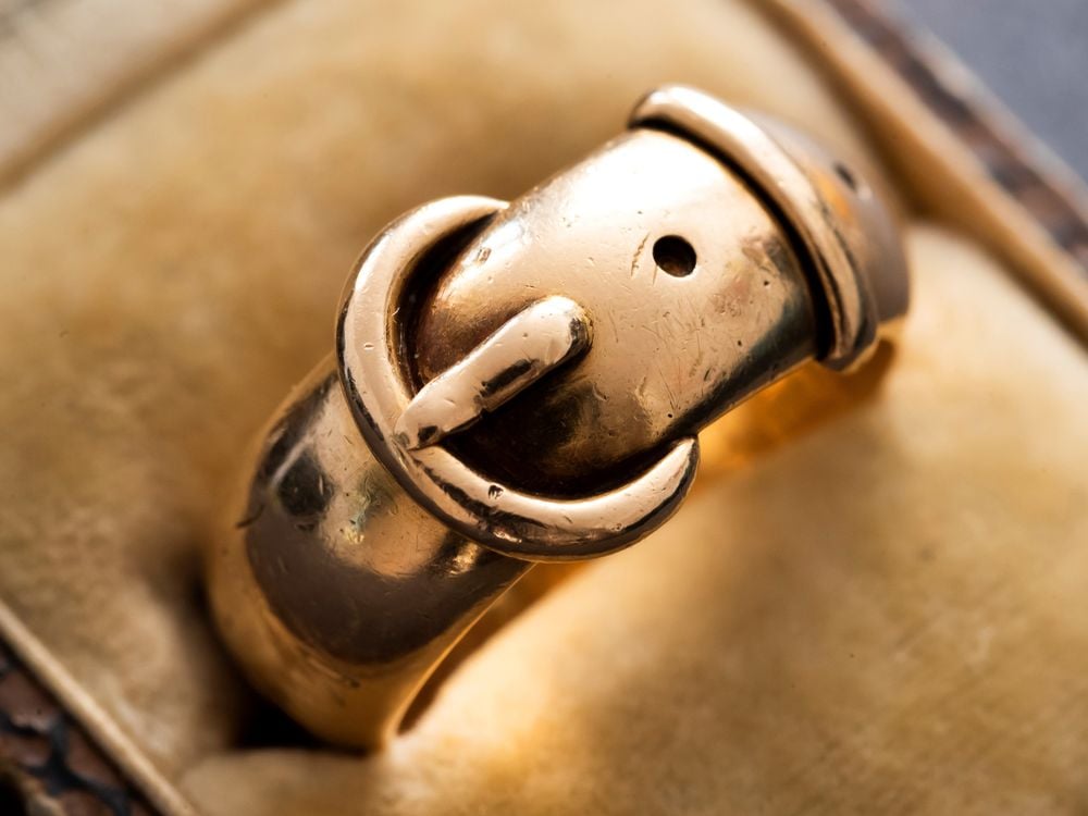 Oscar Wilde ring