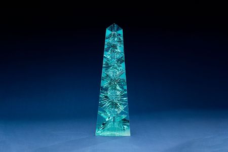 Dom Pedro aquamarine was cut from a 100-pound crystal that was mined in the late 1980s. It weighs around 4.6 pounds, making it one of the largest aquamarine gemstones in the world. (Donald E. Hurlbert, Smithsonian)