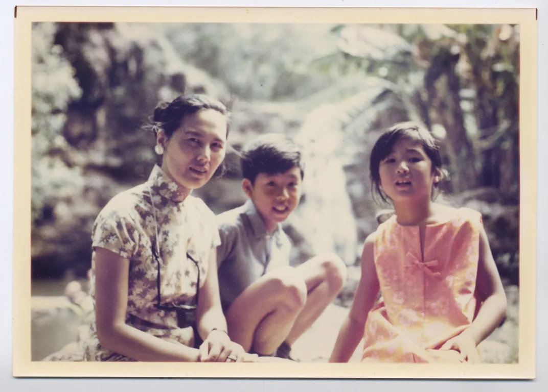 Maya Lin with mother and brother