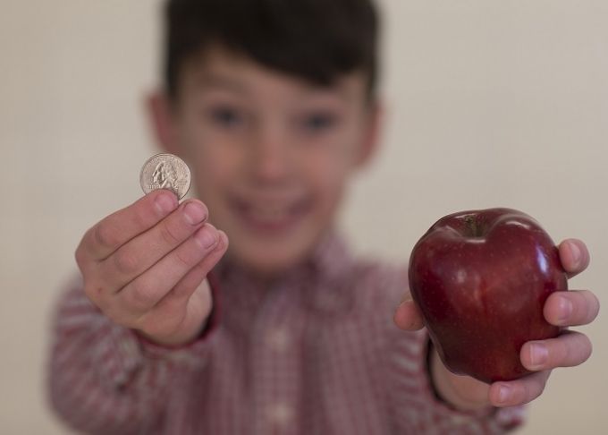 Kid with apple