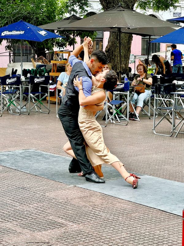 Tango at Plaza Dorrego in Buenos Aires (1) thumbnail