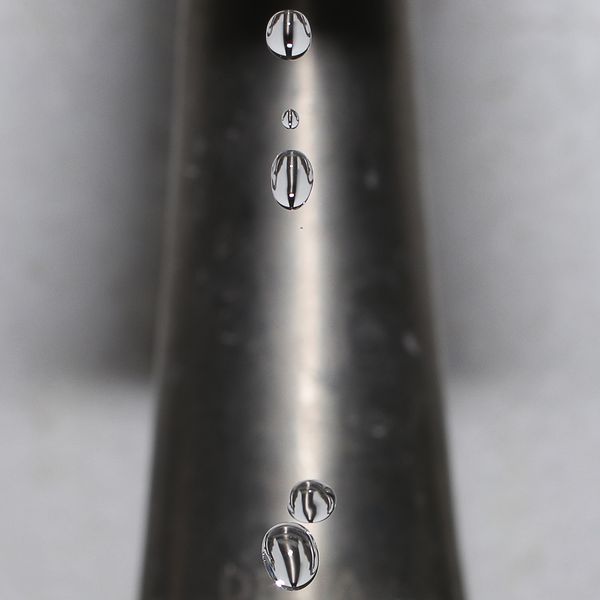 Water Drops with Speedlight thumbnail
