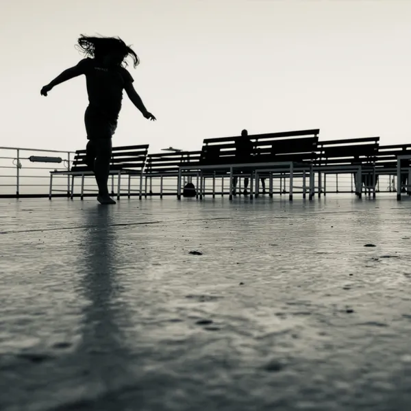 Race on the ship's deck thumbnail