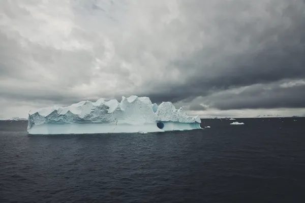 perforated iceberg thumbnail