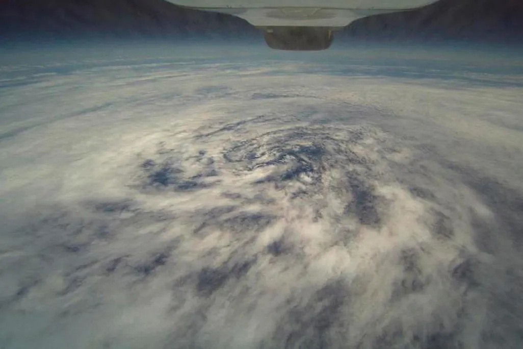 06C_AUG2015_OpenerHawkTropicalStormFrank_LIVE.jpg