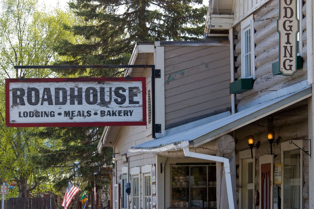 Talkeetna Roadhouse sign