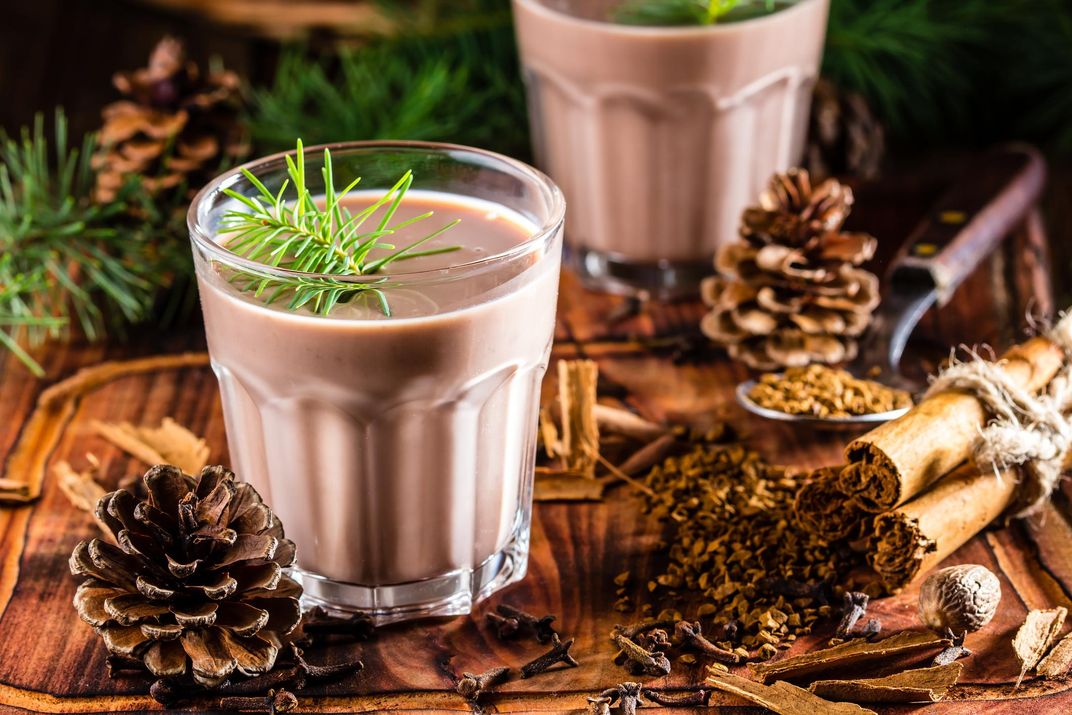 13 Christmas Drinks from Around the World