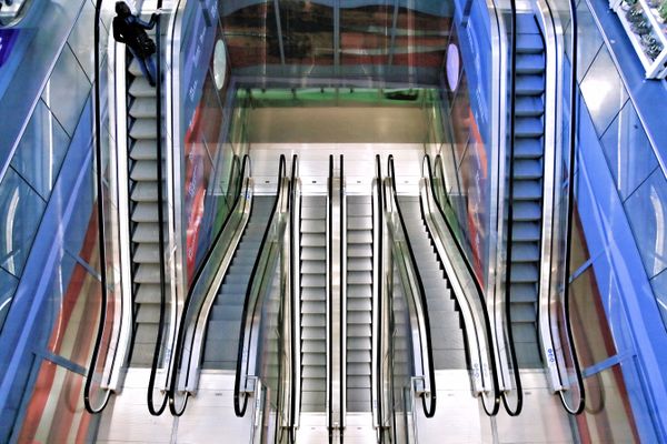 Escalator inside Rotterdam Market Hall thumbnail