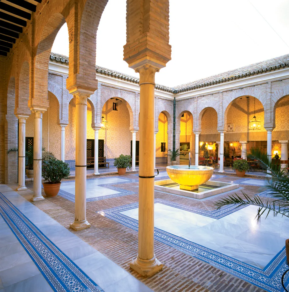 Parador de Carmona courtyard
