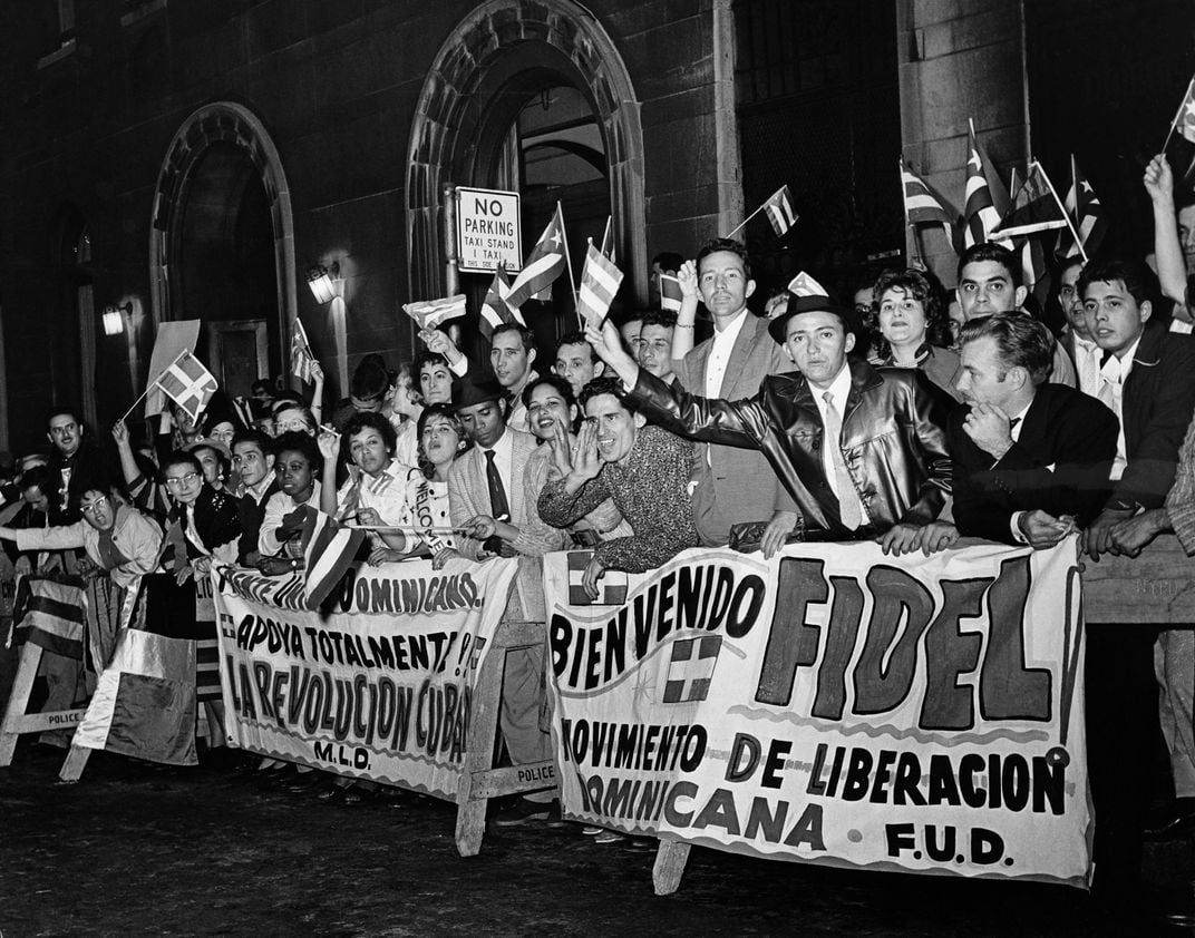 Pro-Castro protestors